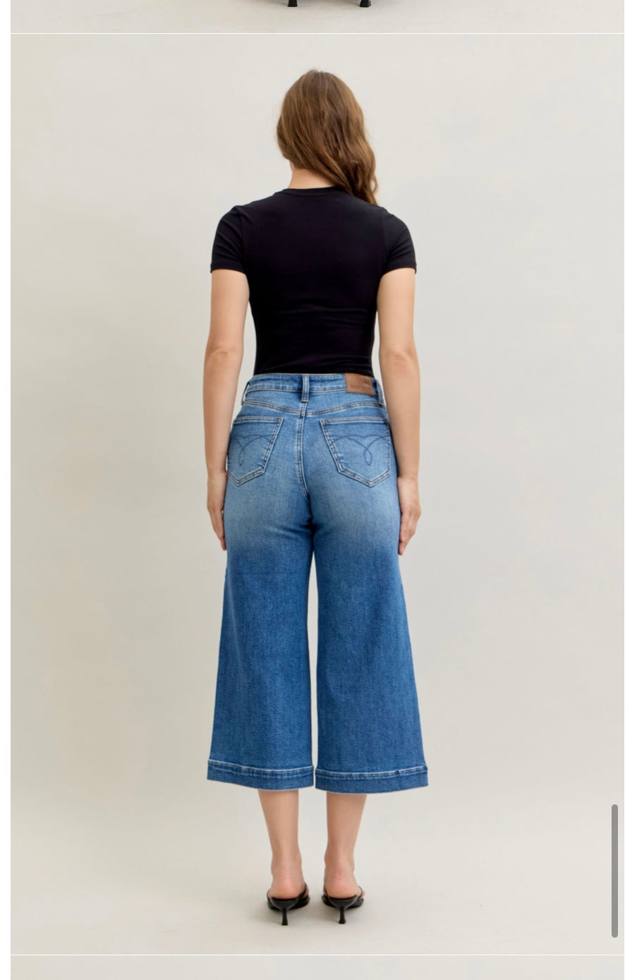 Judy Blue Mid Rise Crop Vintage Pockets & Wide Hem-881006REG