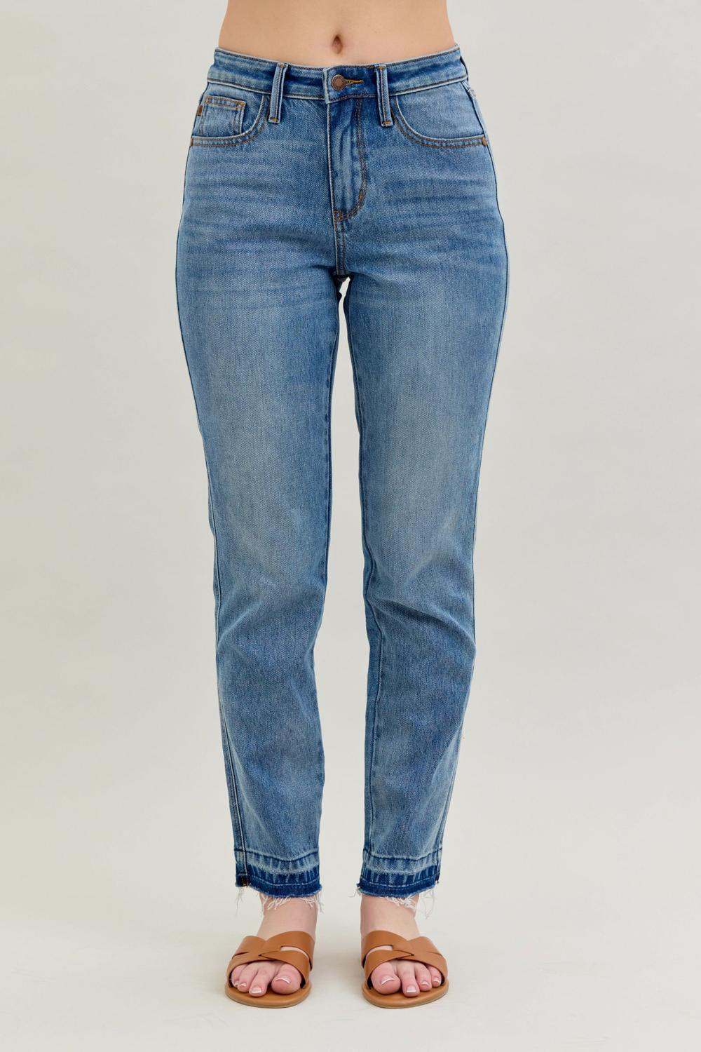 Judy Blue Mid Rise Rigid Magic Release Hem Boyfriend Denim Jeans 88818