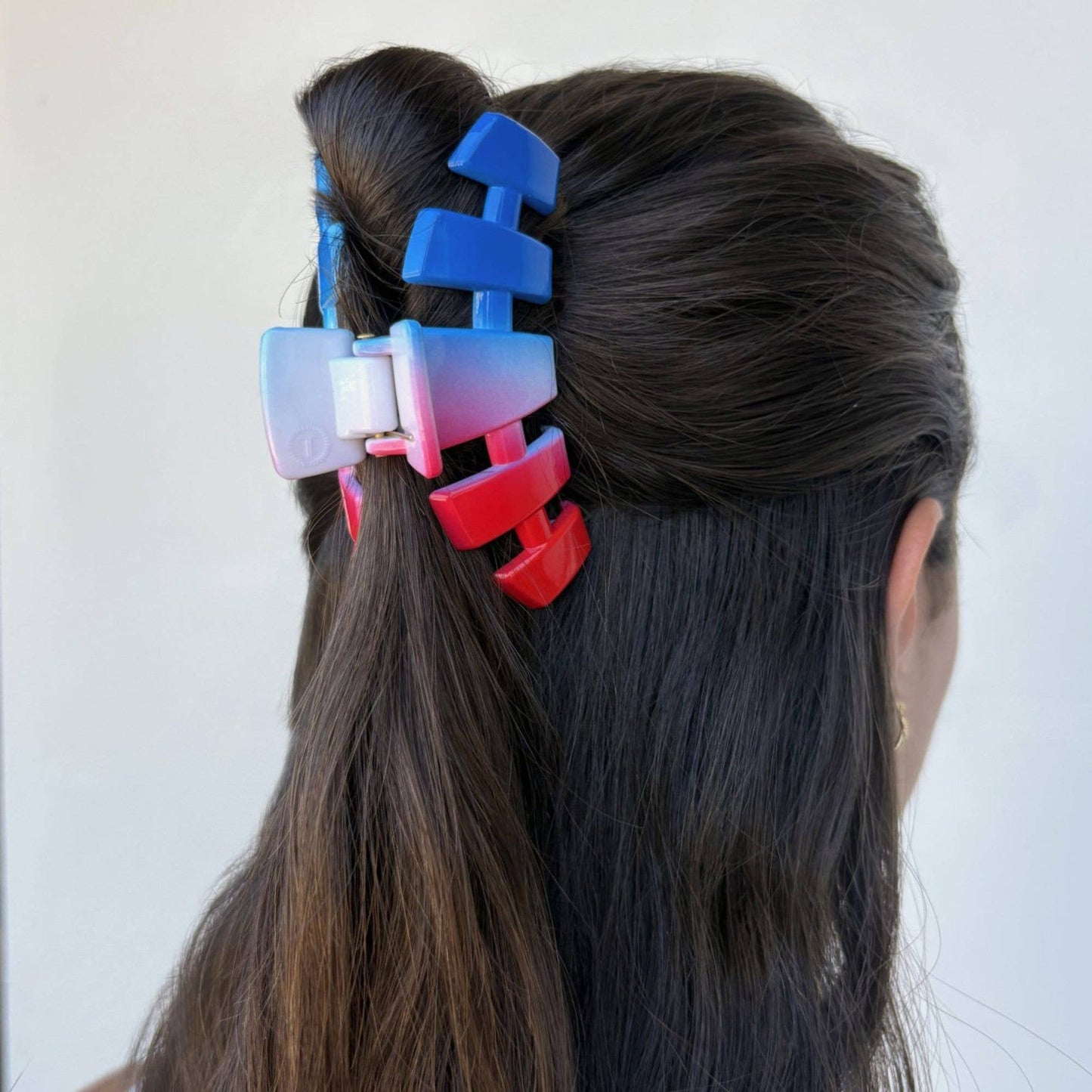 Classic Hair Clip | Medium | Miss. Americana