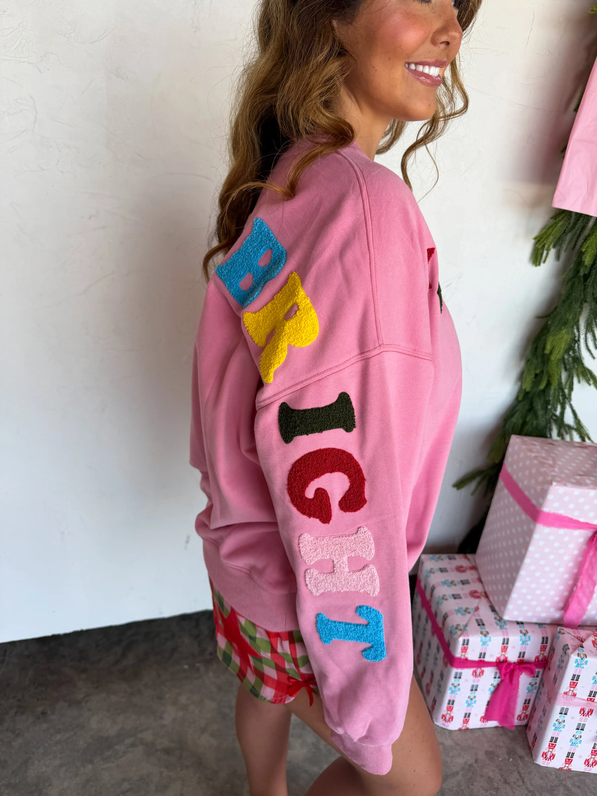 MERRY MESSAGE SWEATSHIRT
