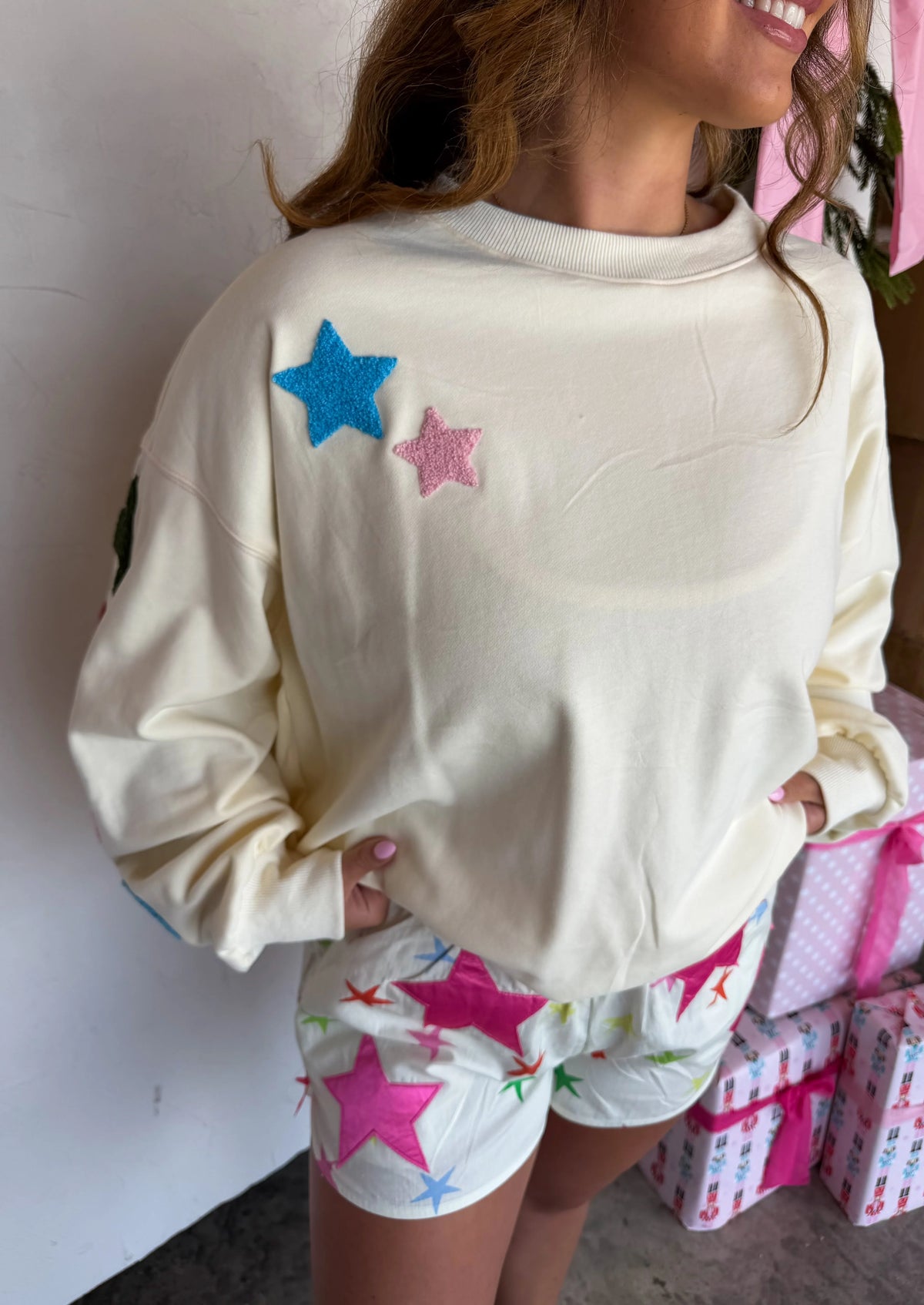 MERRY MESSAGE SWEATSHIRT