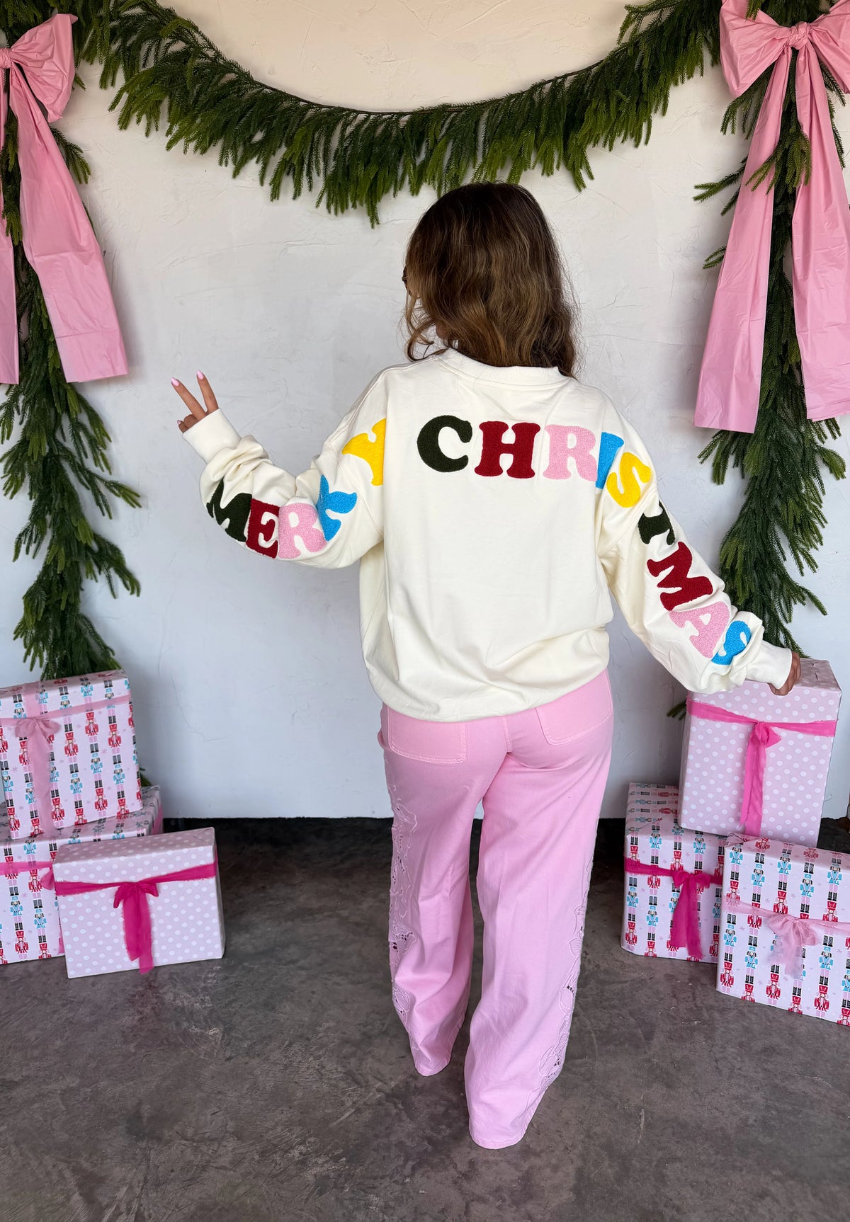 MERRY MESSAGE SWEATSHIRT