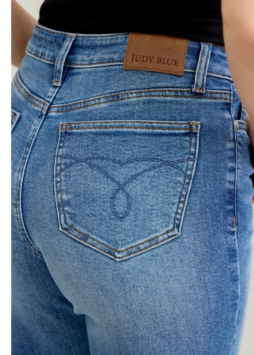 Judy Blue Mid Rise Crop Vintage Pockets & Wide Hem-881006REG