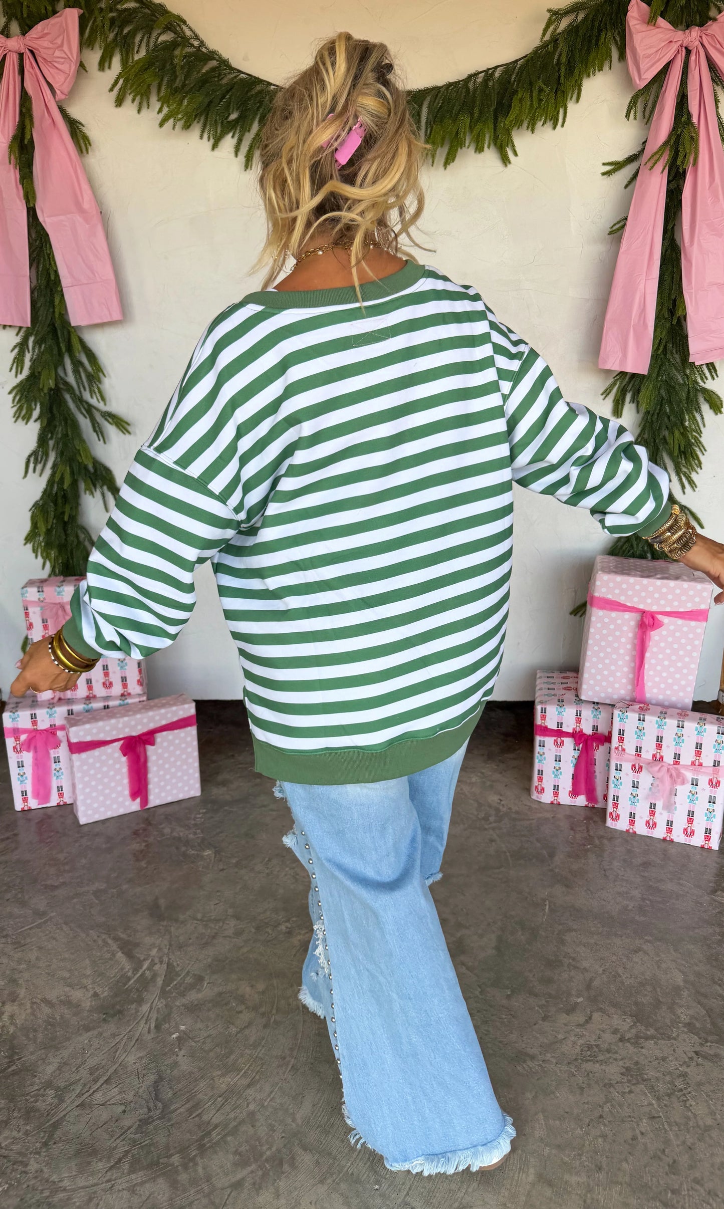 -PREORDER- JOLLY & MERRY OVERSIZED PULLOVER