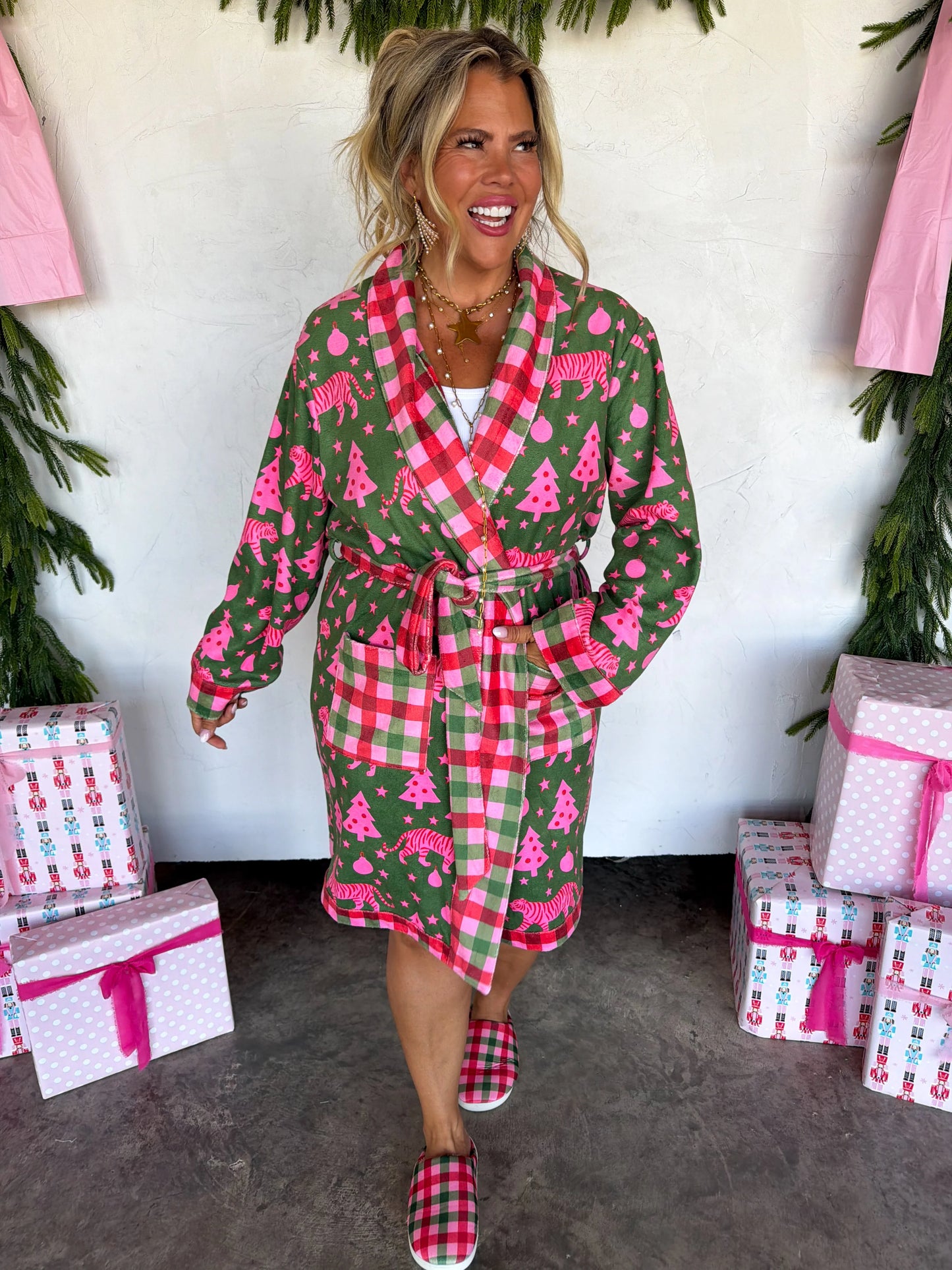 -PREORDER- HOLIDAY AT HOME ROBE