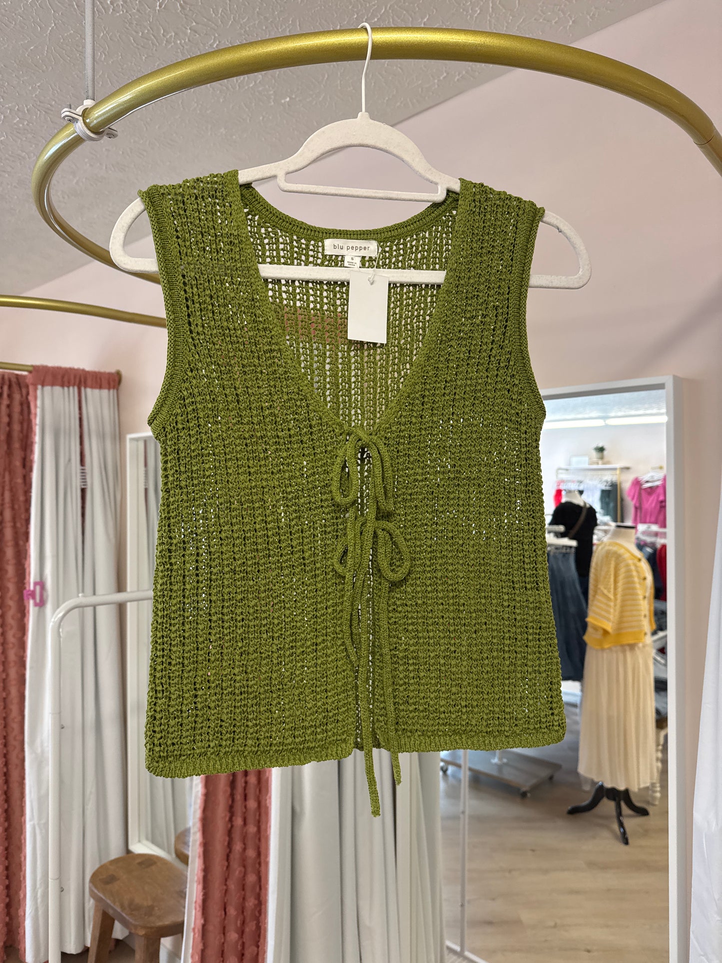 Blu Pepper Crochet Tie Front Vest in Kiwi