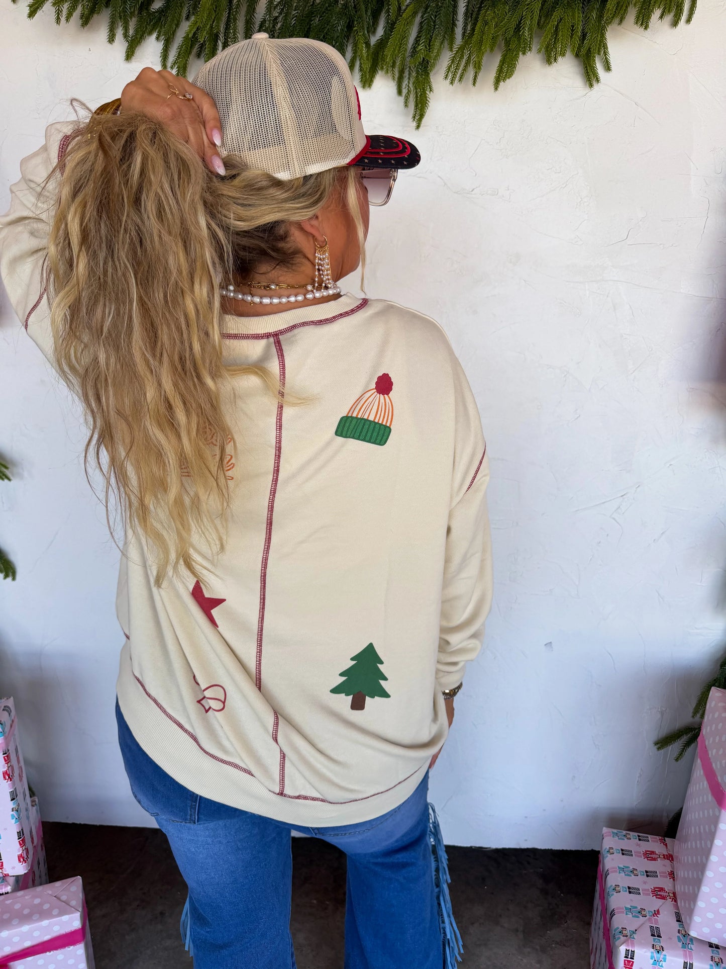 -PREORDER- TIS’ THE SEASON PULLOVER