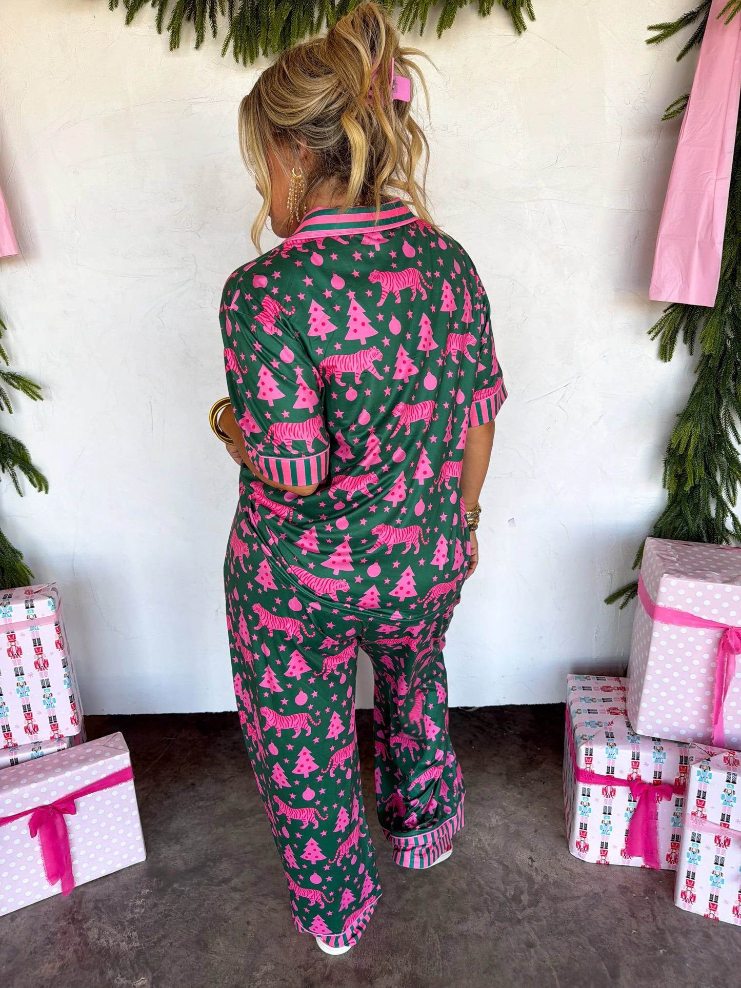 -PREORDER- CHRISTMAS MORNING LUXE PJ SETS