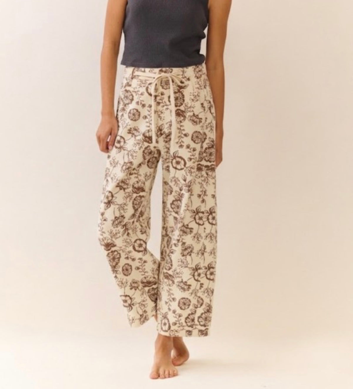 Floral Cropped Straight Leg Pant