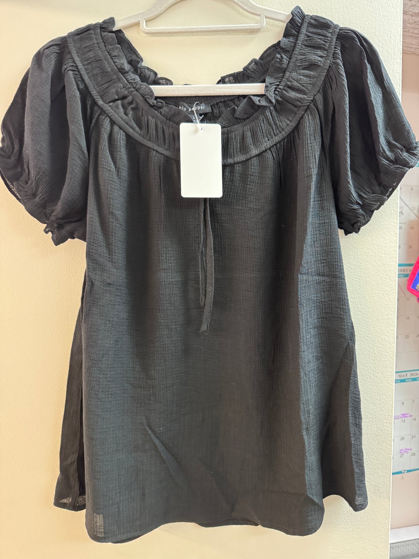 Blu Pepper Tie Front Top in Black