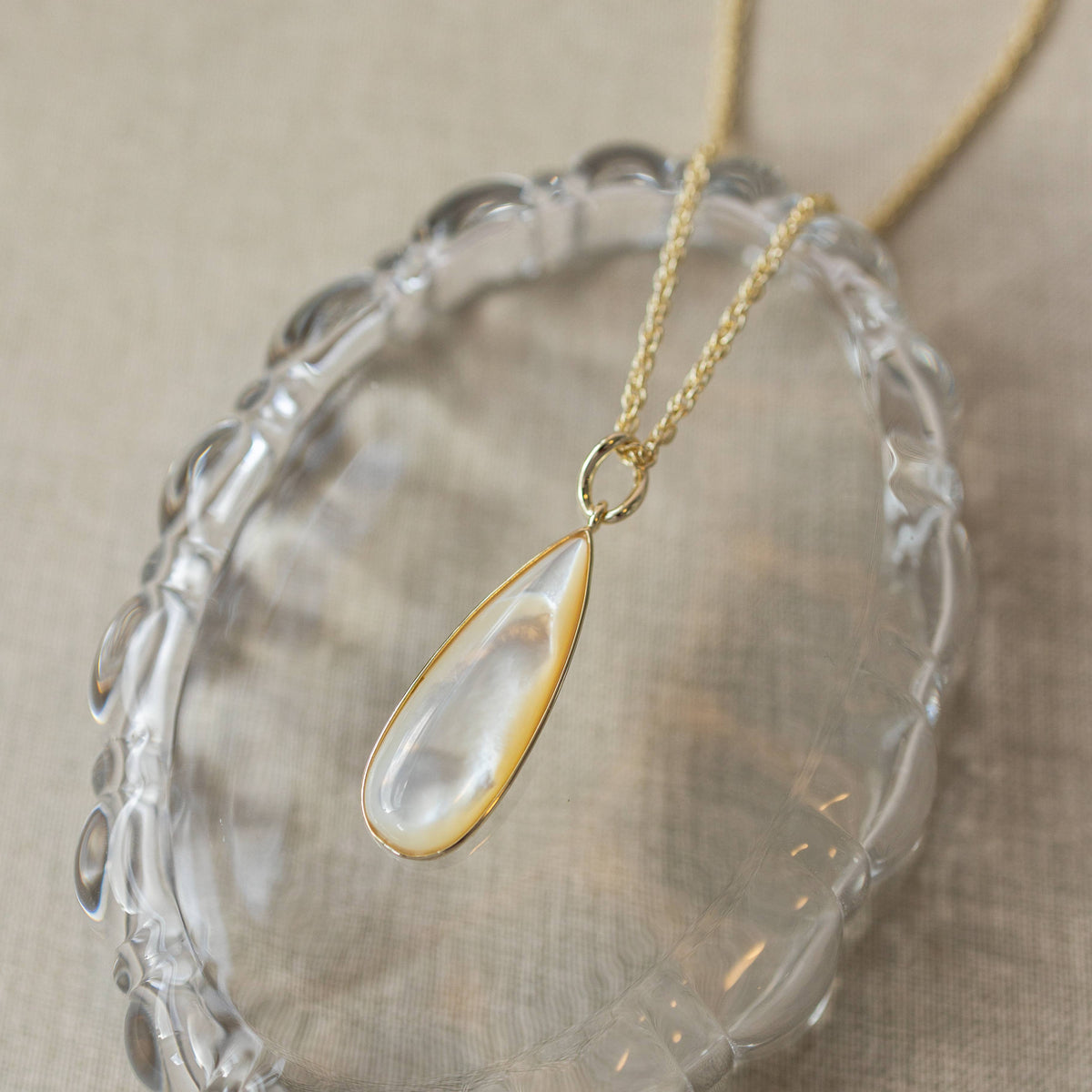 Alara Necklace-Mother of Pearl